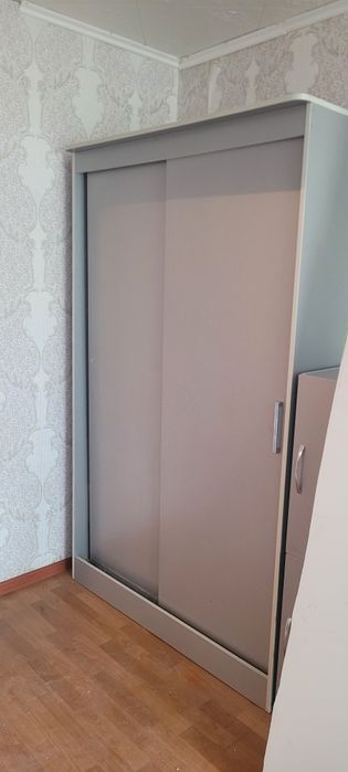 Продам даром мебель