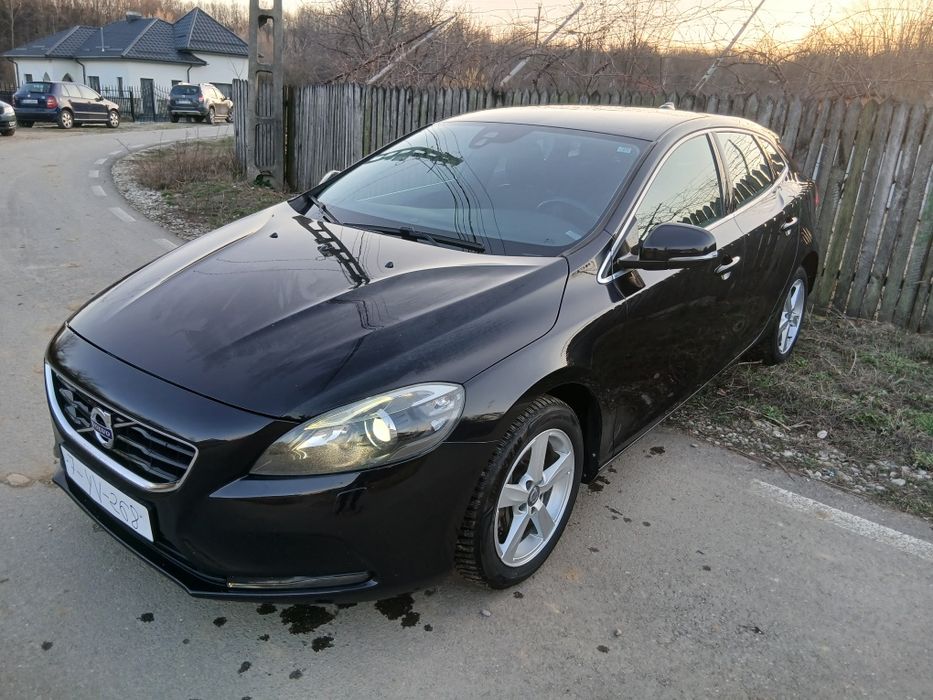 Volvo v40 190 cai