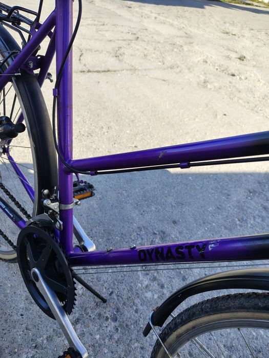 Bicicleta dama Dynasty roti 28. 18 viteze.