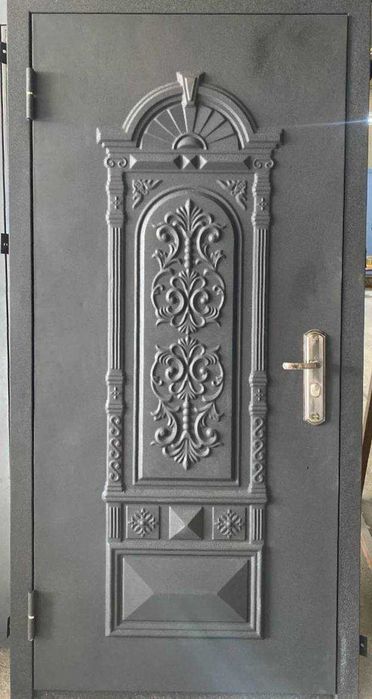 Входные металлические двери
