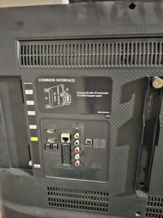 Продам телевизор Samsung в отличном состоянии