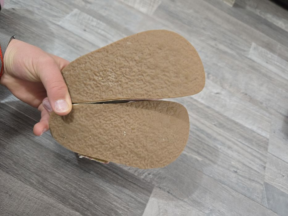 Pegres barefoot боси пантофи