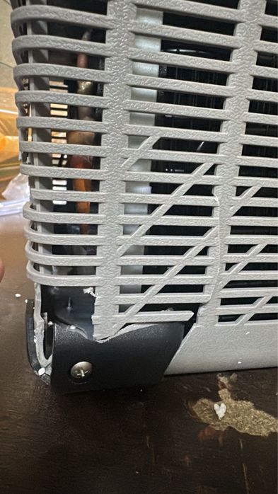 Продам авто холодильник Apricool