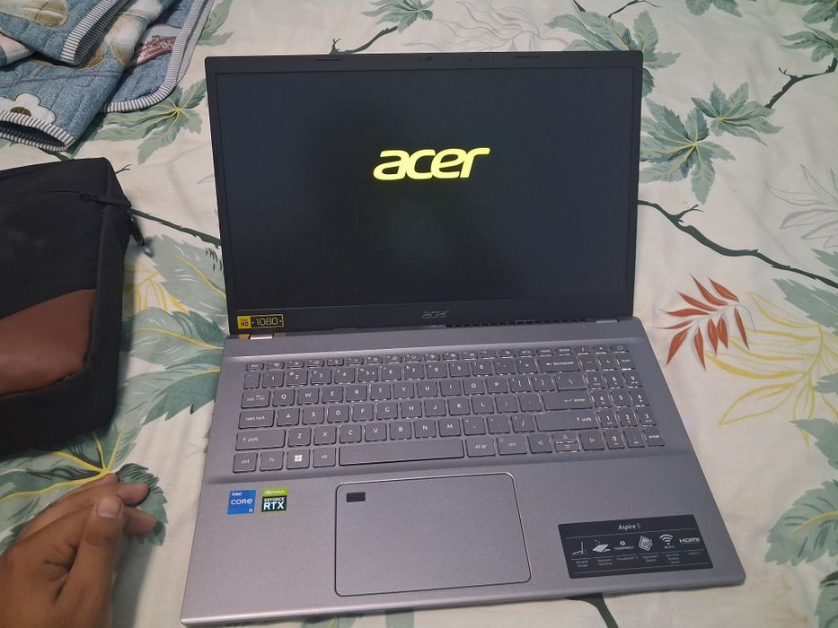 Acer Aspire 5 intel Core i5 yangidek