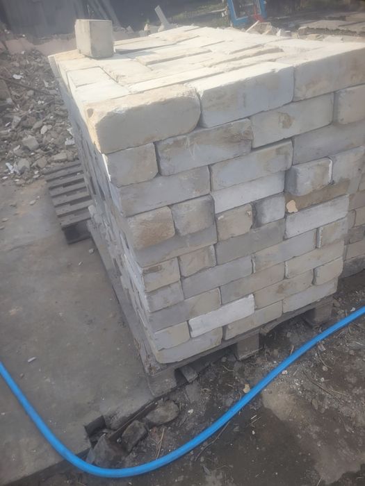 Продам кирпич недорого