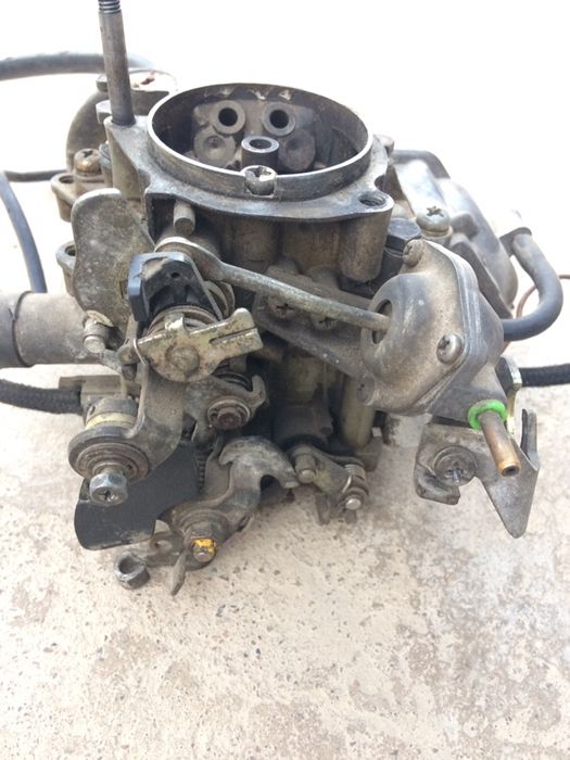 Audi 1,8 Корбиратор