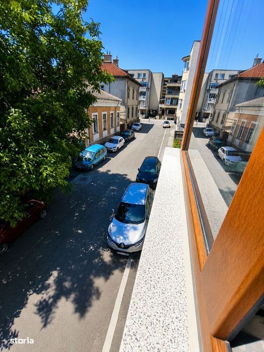 Vanzare apartament unic 2/3 camere 113 mp. Portul Tomis