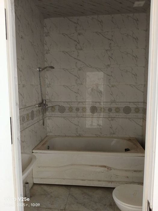 Mol bozorni orqasida Katej uylar sotiladi 4 xonali