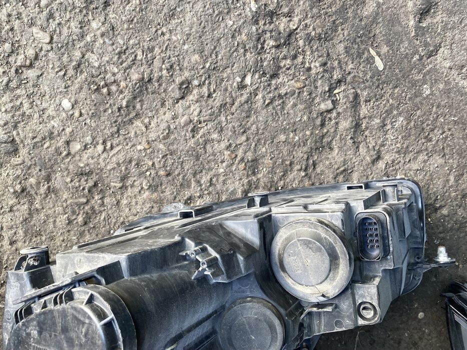 Far vw golf 6 VI 2008 - 2012 faruri stanga dreapta