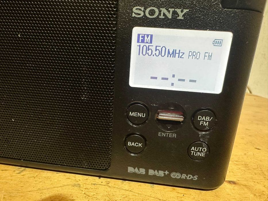 Radio Sony xdr-s41d negru fata spate lateral deosebit de frumos ok
