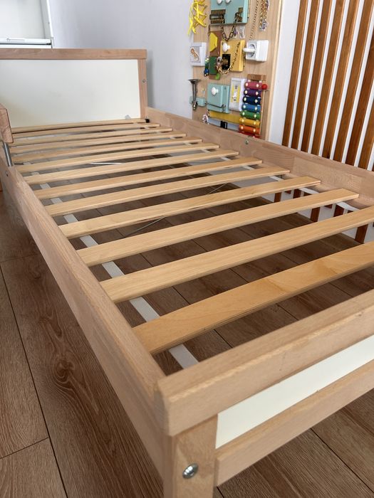 Pat junior IKEA 70x160 cm + saltea + husa impermeabila