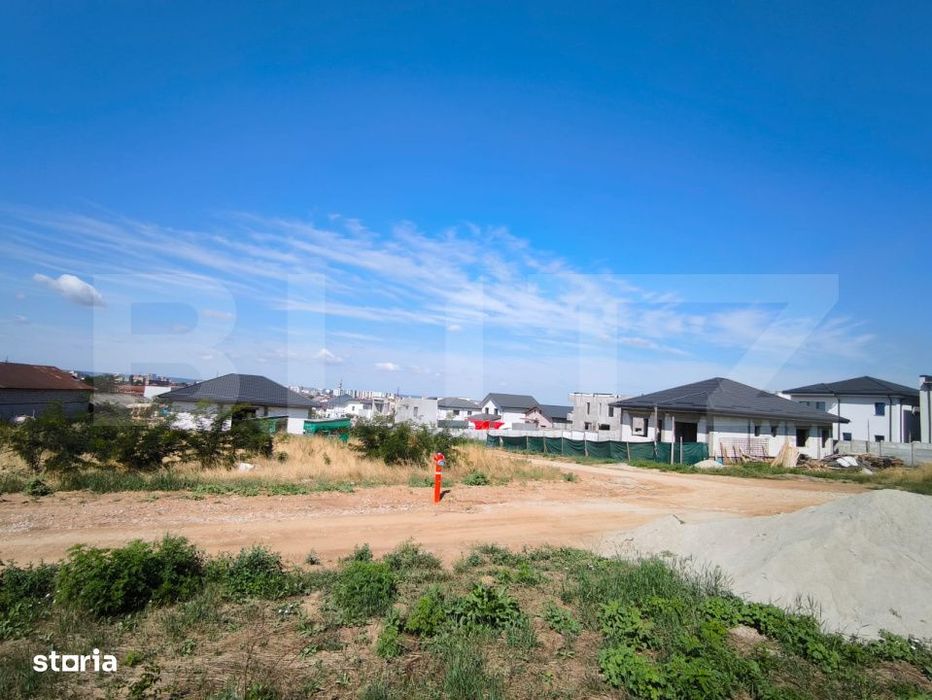 Teren intravilan, 487 mp, dubla deschidere, panoramic - Drumul Munteni
