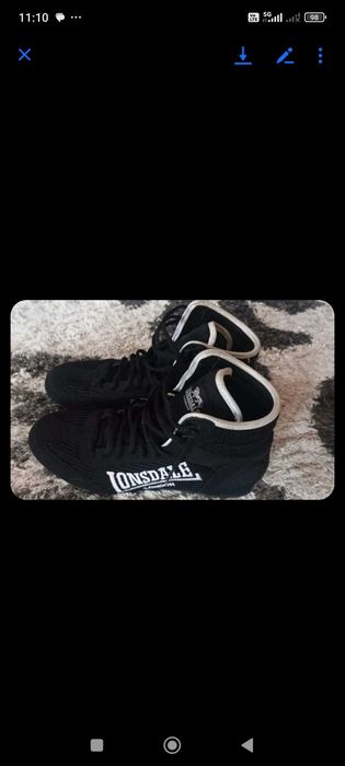 Боксови обувки 41 ви номер няколко пъти слагани само