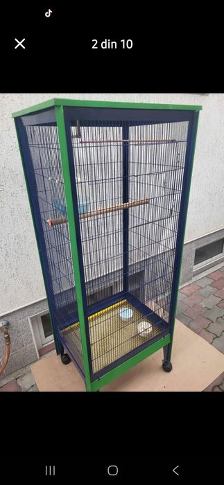 Colivie pentru papagali