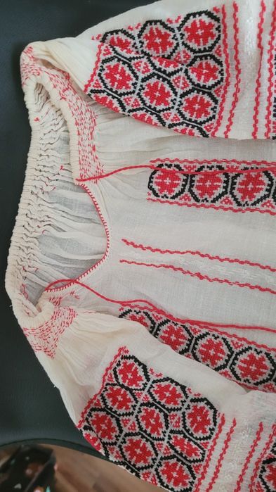 Ie pentru copii cusuta manual