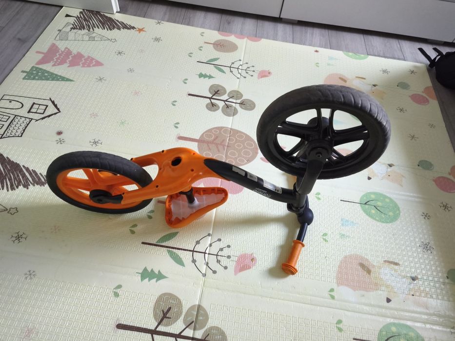 Bicicleta fara pedale Lionelo