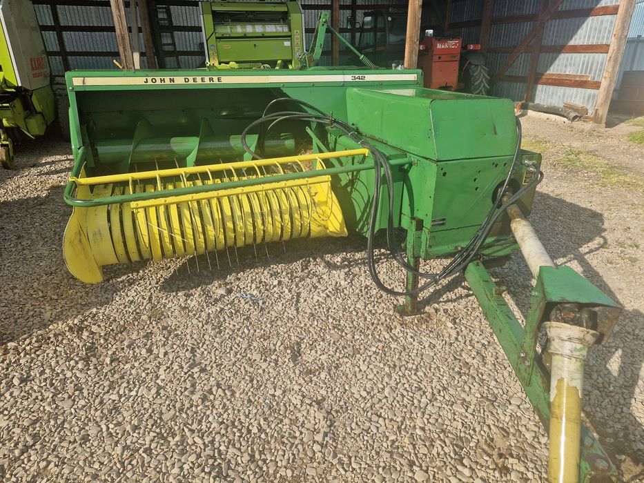 Presă balotiera John Deere 342