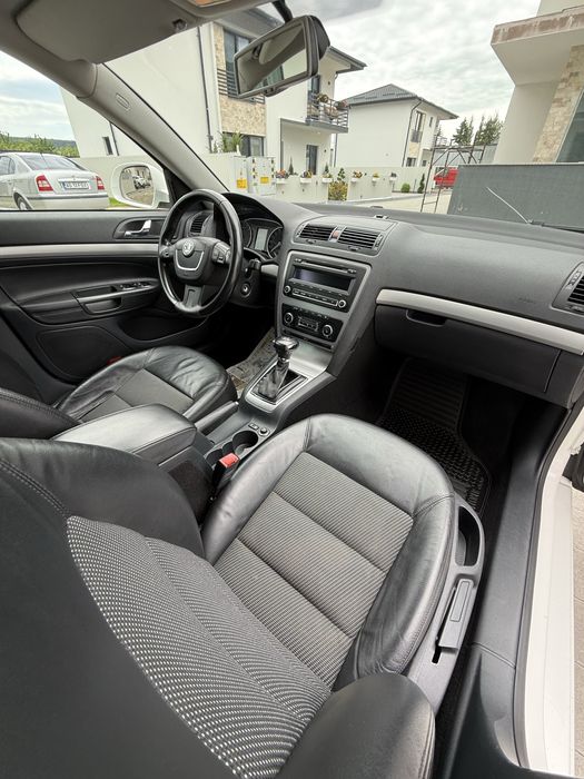 SKODA Octavia 0 — imagine 5