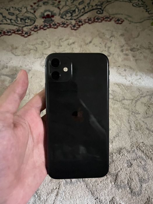 iPhone 11 с гарантией