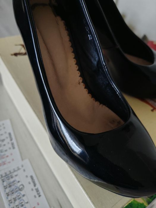 Продам туфли 35 размера