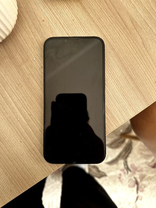 iPhone 13  128/83