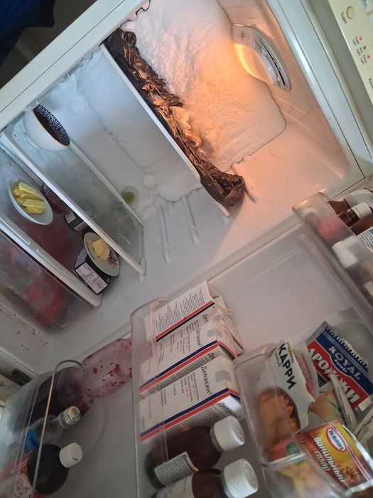 Холодильник 30000