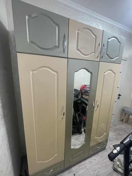 Продается шифонер с андремолью