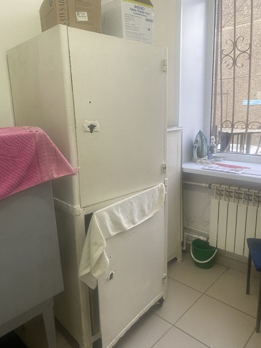 Продается сейф бу хорошем состояние