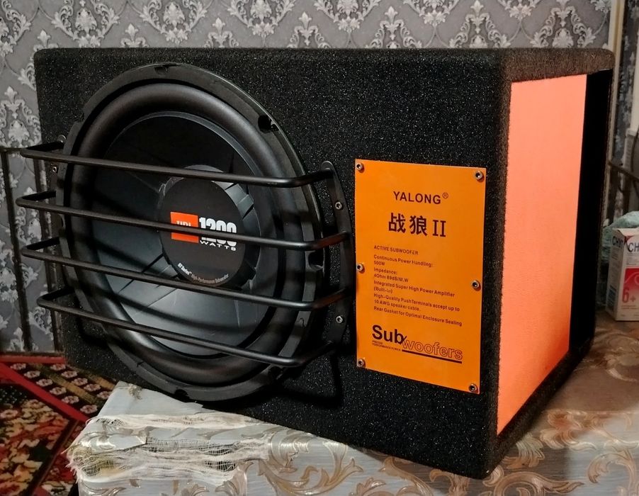 Калонка саббуфер модель JBL.