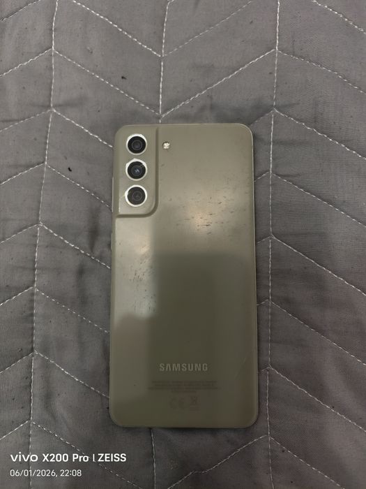 Samsung s21fe 8/256