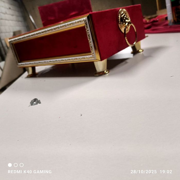 Zakaz olamiz 30 uzuni 20 eni 10 ichi