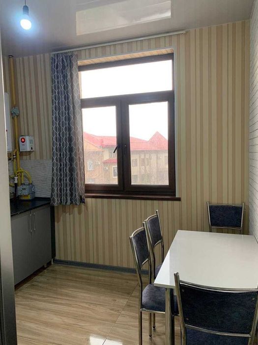 Продается 1 комнатная квартира на Юнусабаде 1/3/4