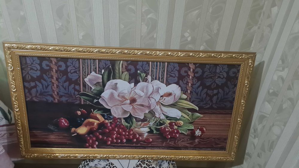 Картина гобеновая вышивка в красивой раме