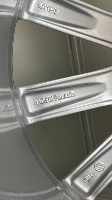 Jante Omanyt VOLKSWAGEN 19" Memphis 5N0601025K