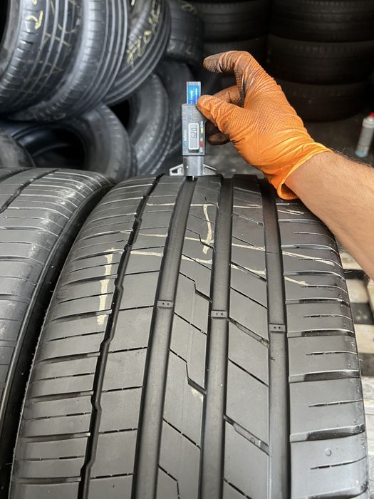 2 anvelope vara 255/35/21 , Hankook , DOT 2023 , 6 mm