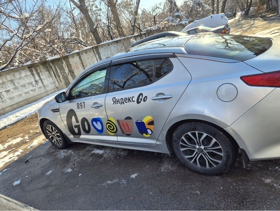 Брендирование яндекс такси! Магнитные наклейки!