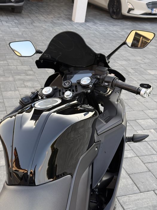 Yamaha R125 2022