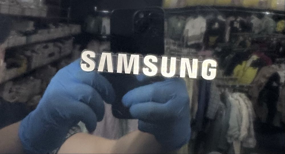 Хладилник с фризep двукрилен samsung като нов!