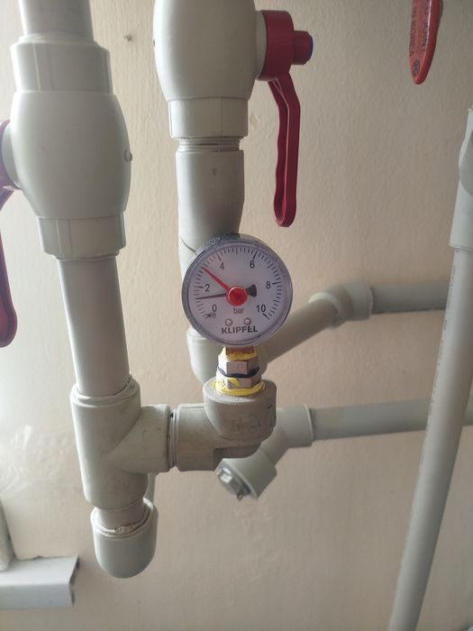 Продам газовую печь ренай