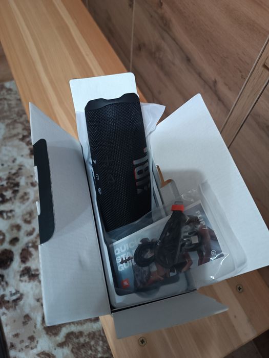 Блютуз колонка JBL flip7