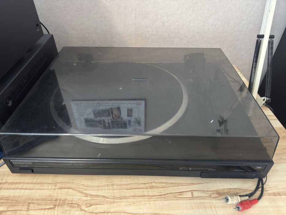 Продавам грамофон Kenwood KD-49F - пълен автомат.