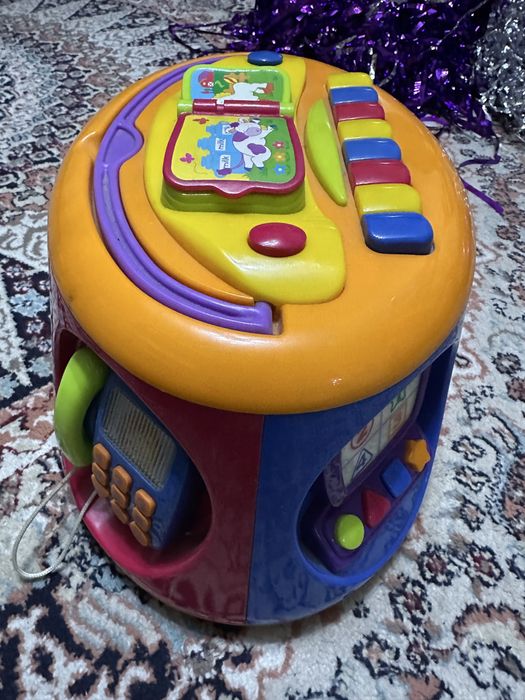 Развивающая музыкальная игрушка