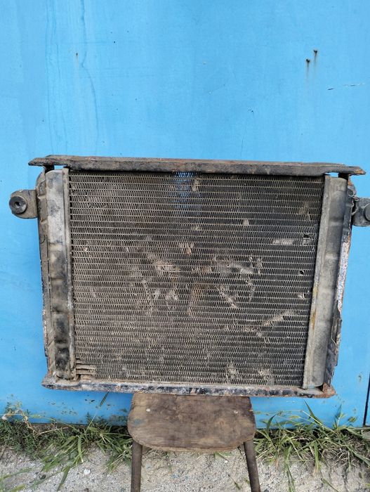 Продам радиатор медный.