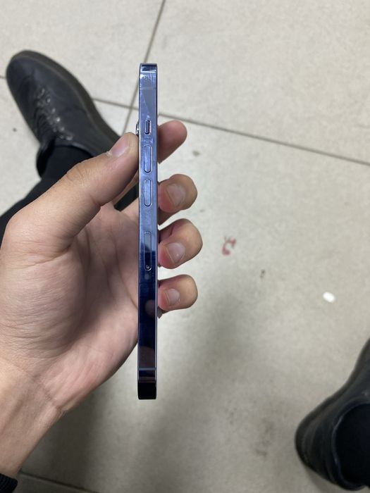 Срочно продаю Айфон  13 про