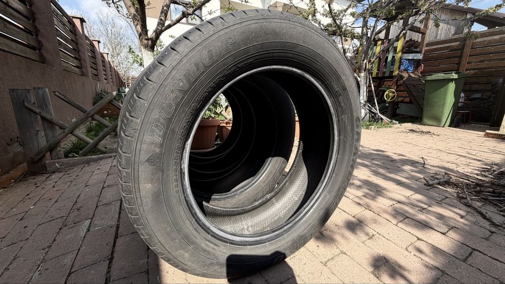 Anvelope vara SUV : Dunlop GrandTrek PT 30 225/60/R18