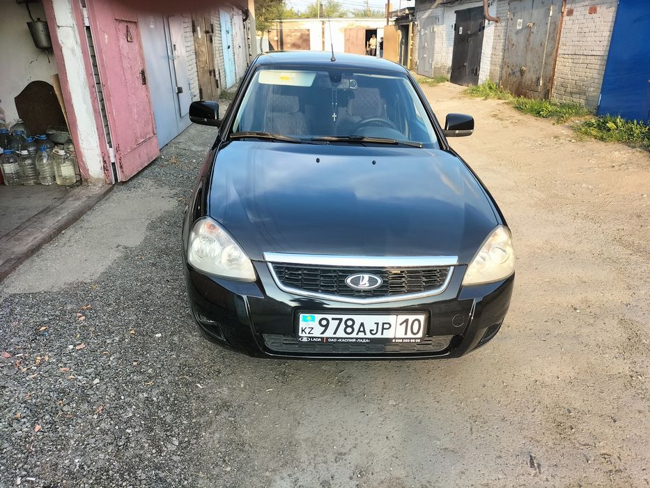 Продам Приору 13 год