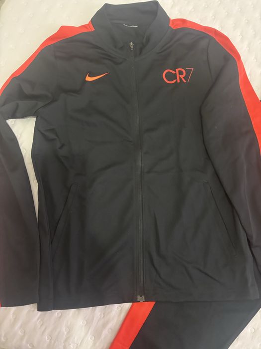 Чисто нов комплект на Niki в тъмно синьо