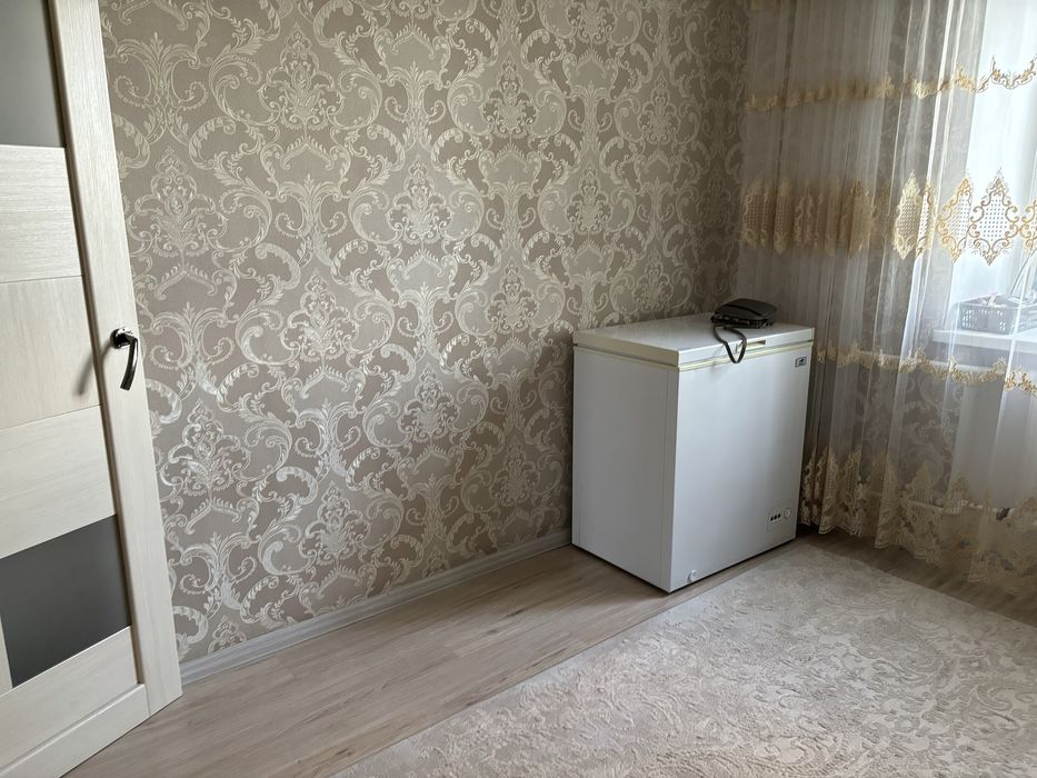 Продам 3 комн. квартиру в центре
