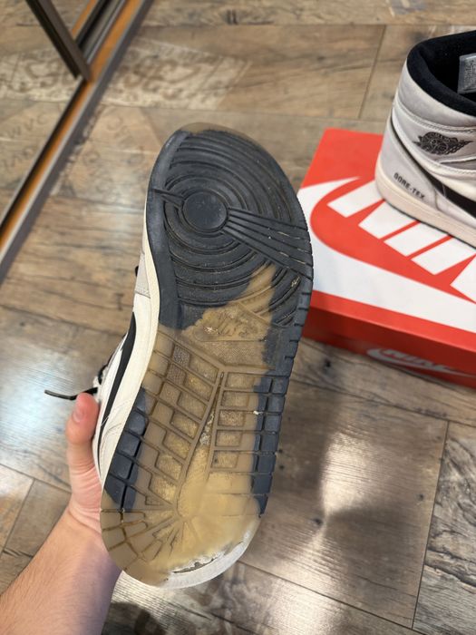 Jordan 1 gore-tex 42.5