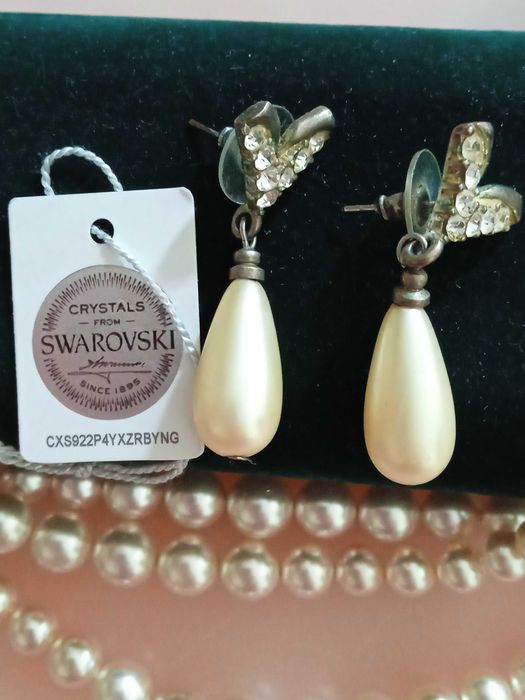 Колие и Обеци Swarovski